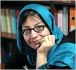 شادی صدر جایزه بین المللی شجاعت زنان را به شیوا نظرآهاری تقدیم کرد